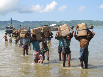 Myanmar internally displaced persons