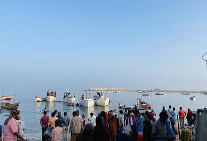 Somali fishing boats coming in